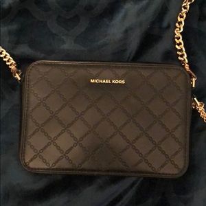 Barely worn Michael Kors crossbody